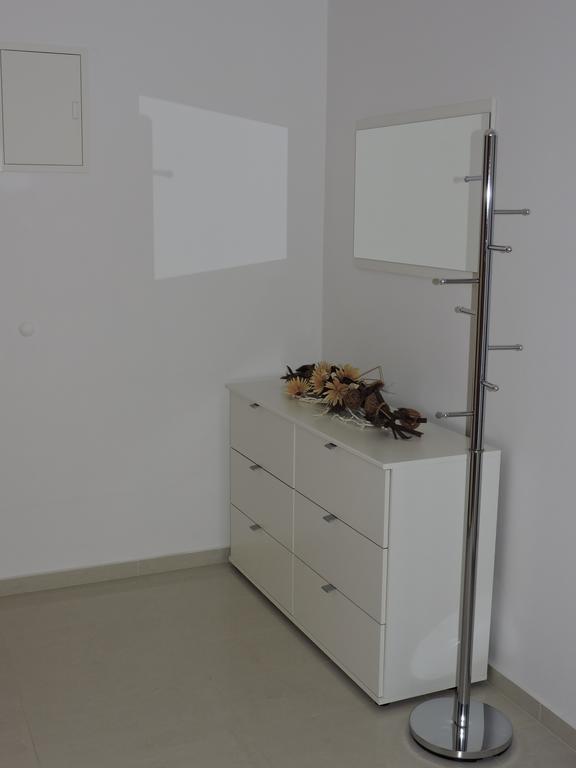 Apartments Villa Residenca Novi Vinodolski Extérieur photo