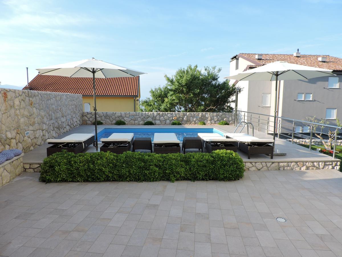 Apartments Villa Residenca Novi Vinodolski Extérieur photo